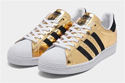 adidas men's gold sneakers